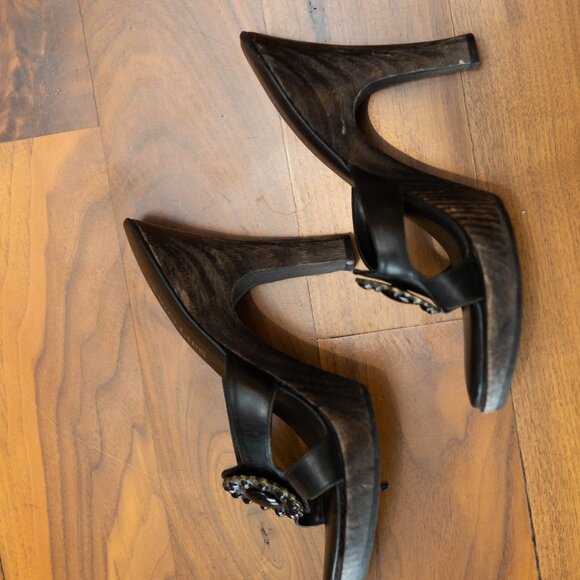 Two Lips Black Mule Heels, wome's slide on shoes, black cute mules - Picture 12 of 12